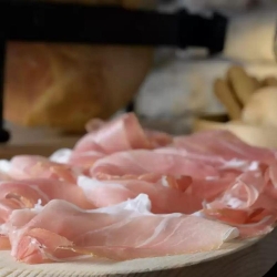 San Daniele DOP ham tail slice - La Glacere