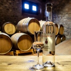 Weißer Grappa aus Friaul - Weine von De Claricini