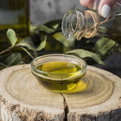 Extra virgin olive oil - Comedon - Tal Frigo