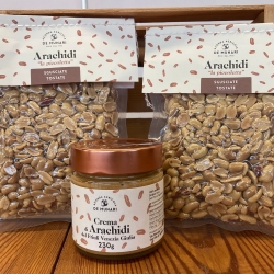 2 packs of shelled peanuts and 1 peanut cream - Azienda Agricola De Munari