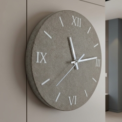 Orologio da parete tondo chiaro - Fabris Solutions